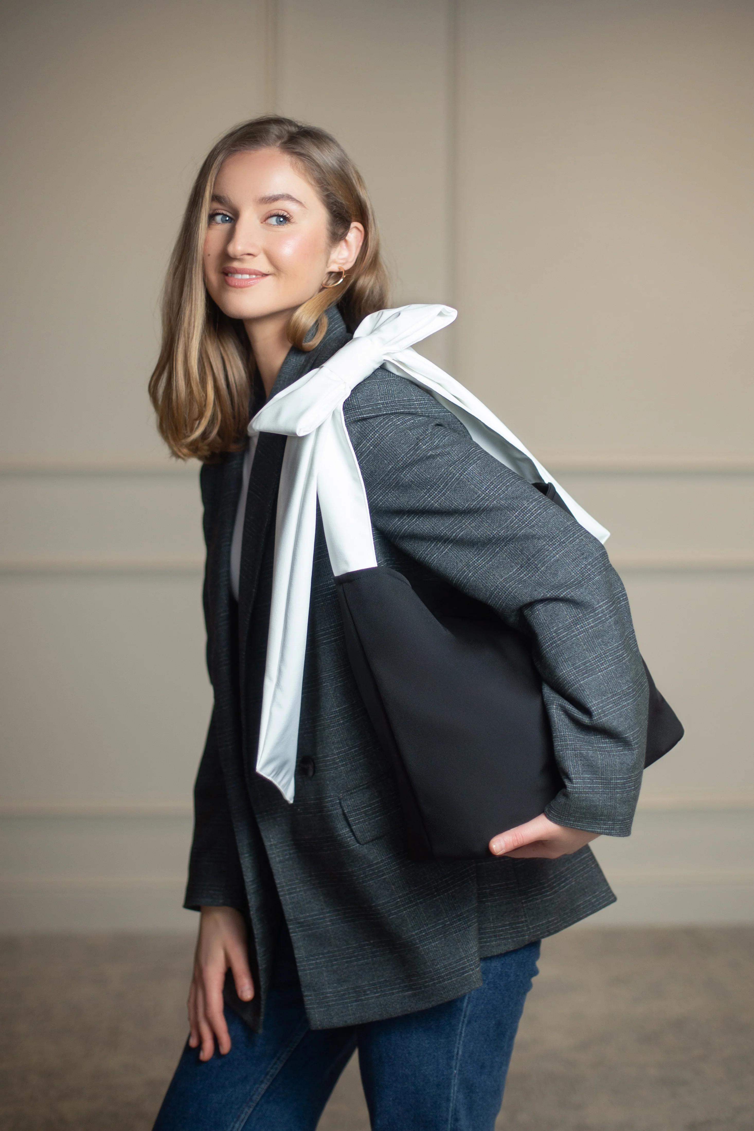 Bow Tote Bag | Black Moonlight - Image 3